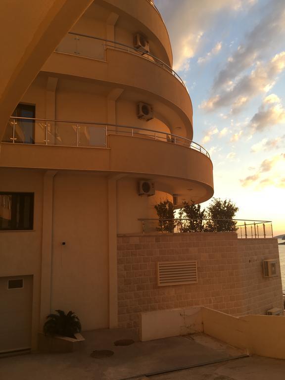 Luxury Apartments Trend Budva Bagian luar foto